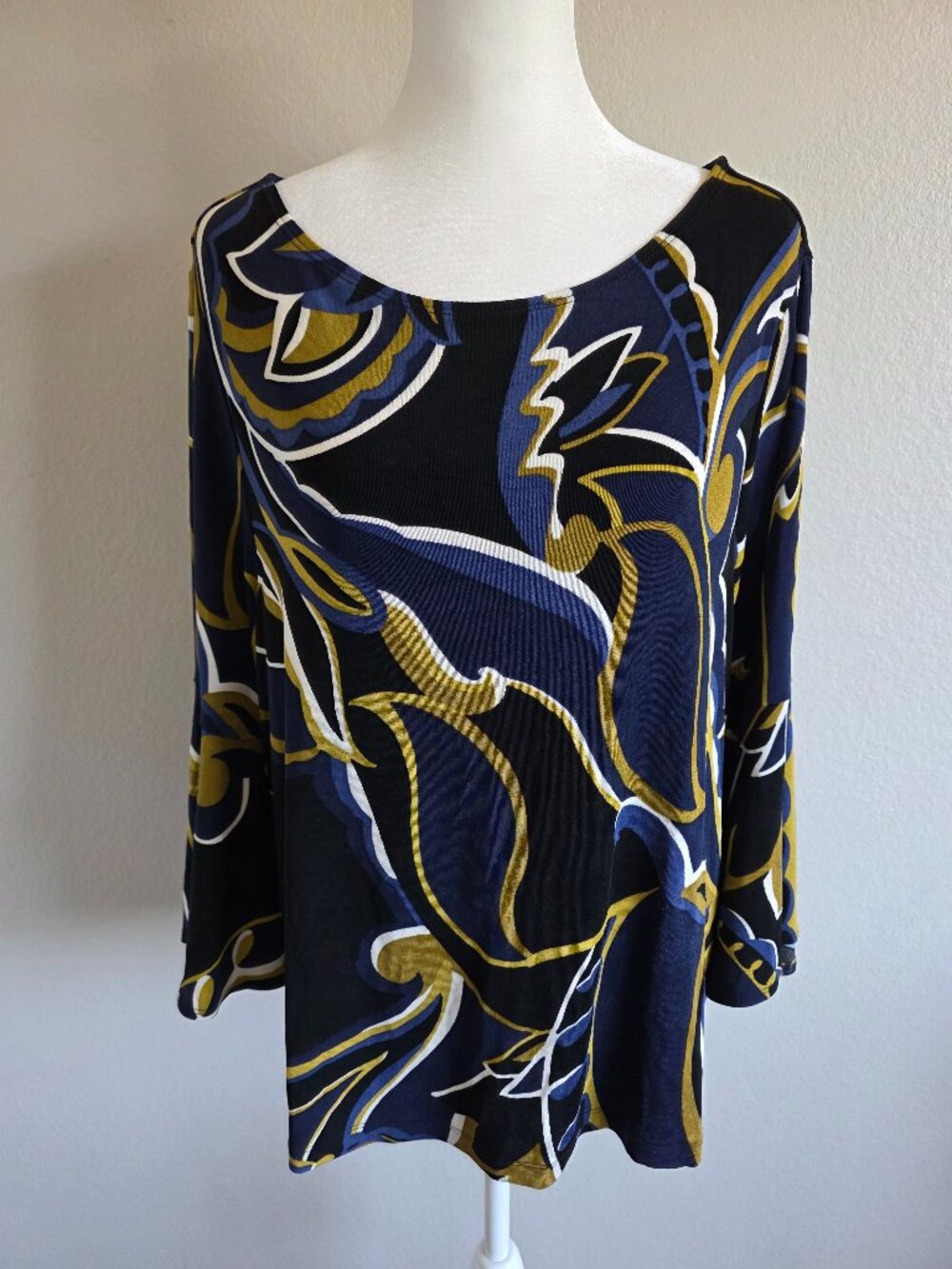 Chico's Travelers Top Tunic Bold Abstract Paisley 3/4 Flare Sleeve Size 2 Large